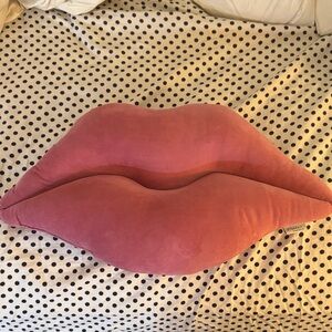 Amazon Pink Lips Pillow